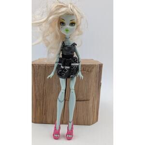 Monster High Frankie Stein Doll 2008 Mattel 11" Green Skin Black Dress Pink...
